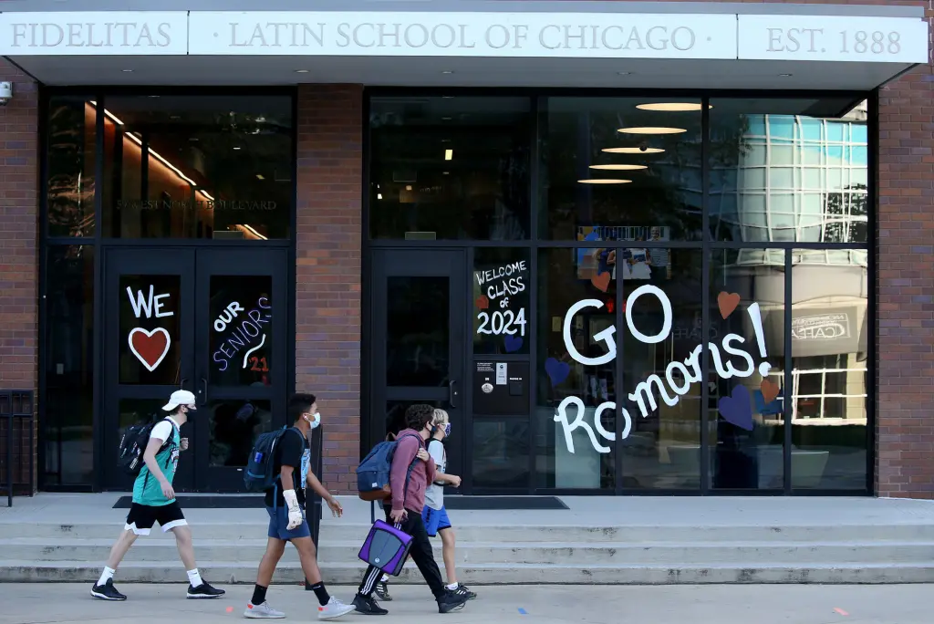 Latin School of Chicago building amid investigation into students practicing ‘Erika,’ a Nazi-associated German marching song.